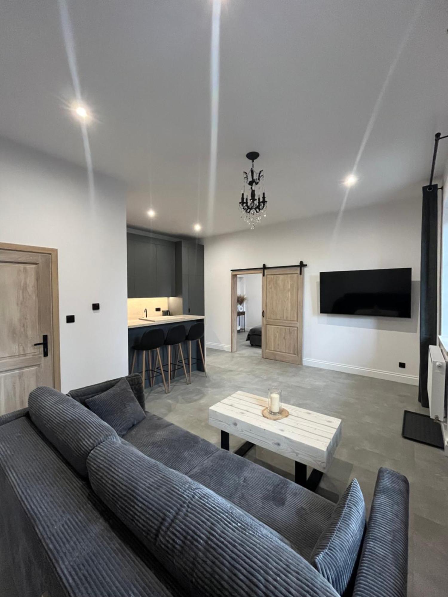 Neighbourhood Apartment 卢布林 外观 照片
